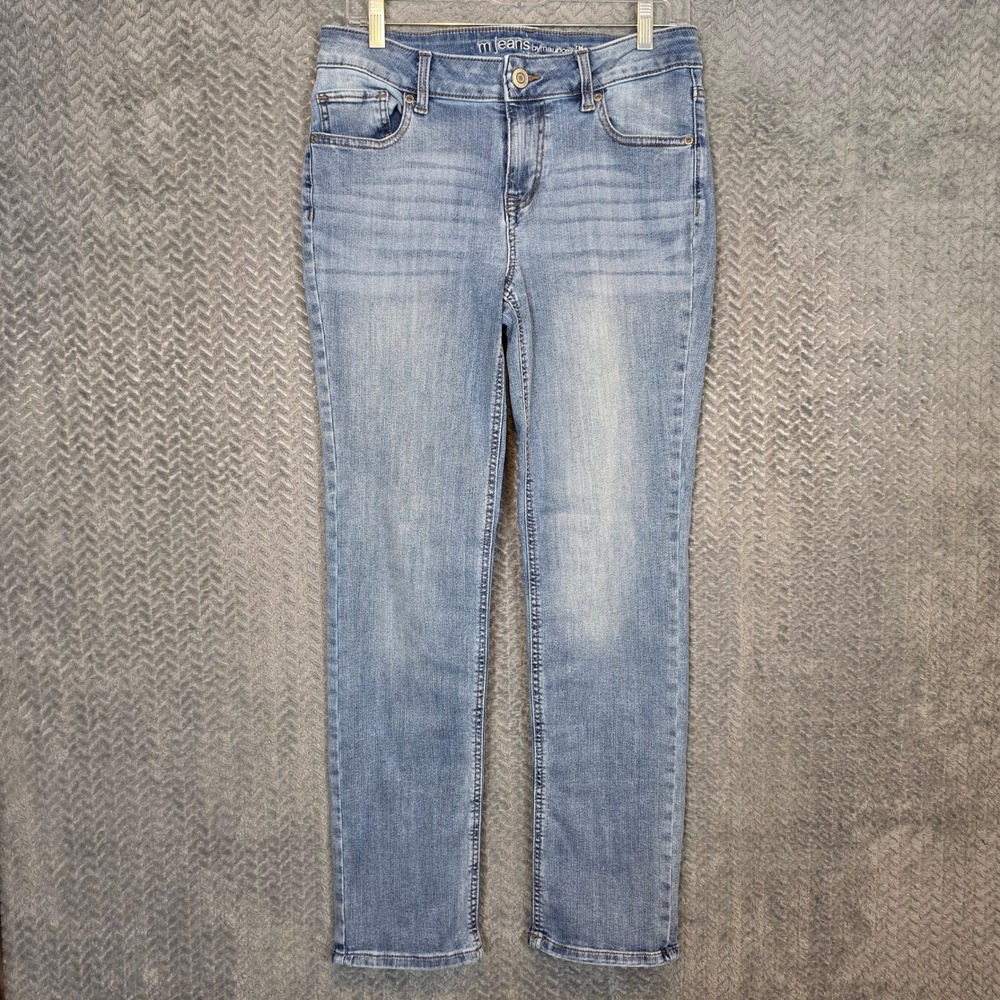 M Jeans by Maurices Women 6 Short Light Wash Mid Rise Straight Leg Stretch Denim